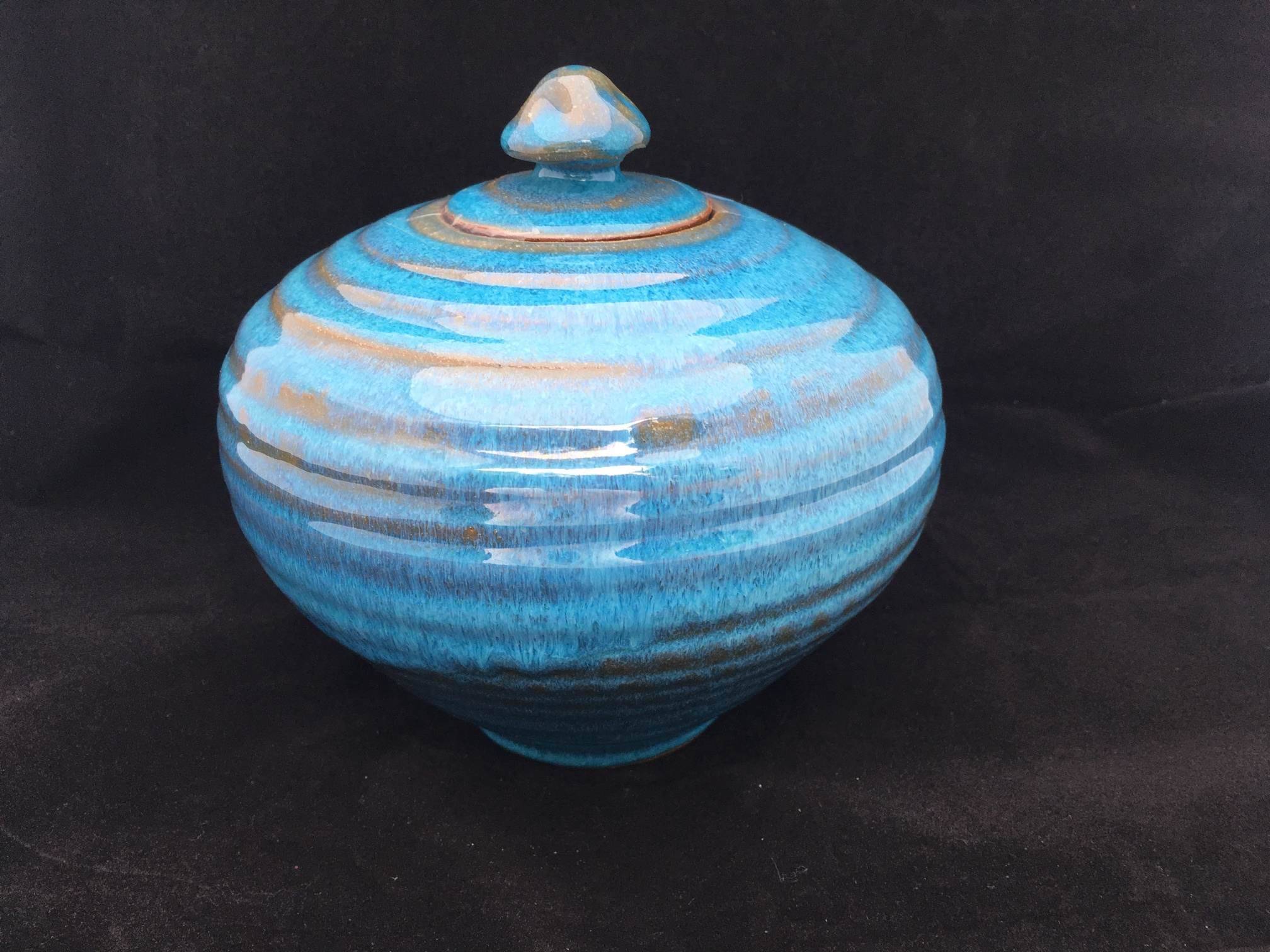Blue ceramic pot