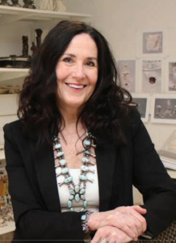 Headshot of Ohio artist Kimberly Chapman 